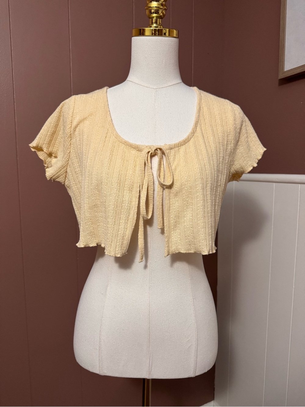 Le Lis Soft Yellow Tie-Front Crop Top
